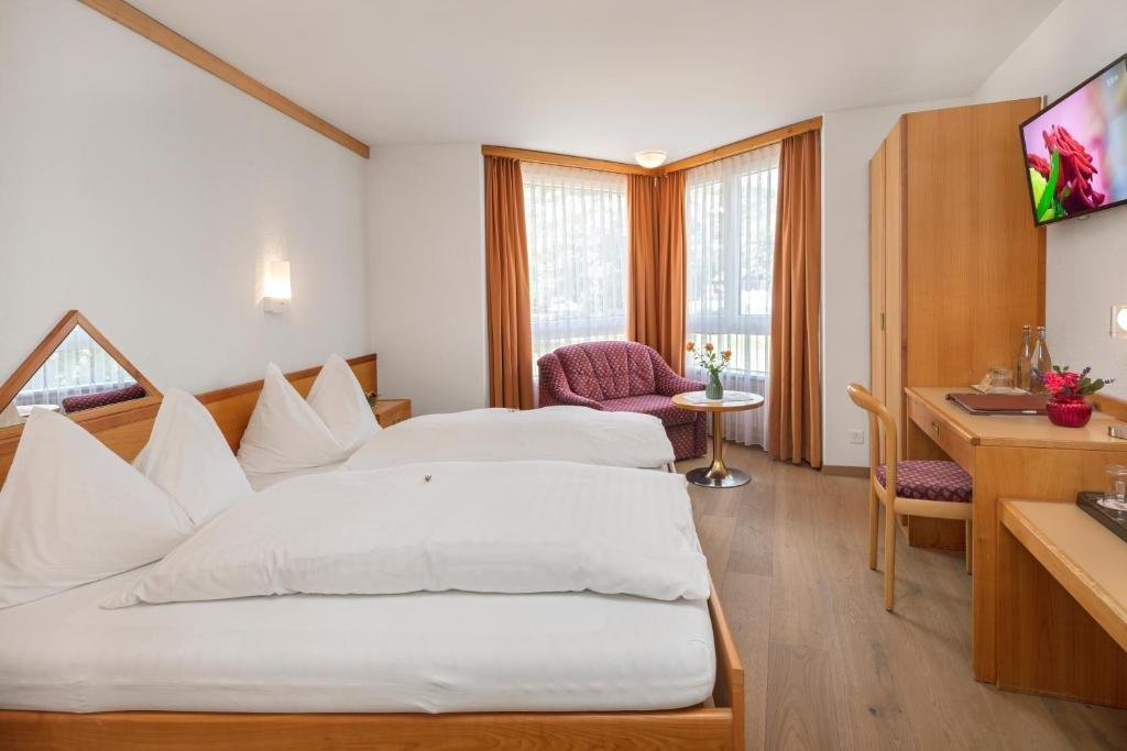 Hotel Alex Business & Spa Naters Exterior photo